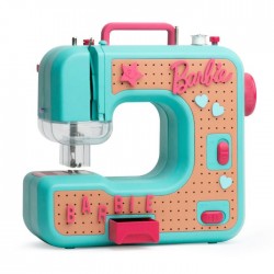 Lelle BARBIE ar šujmašīnu