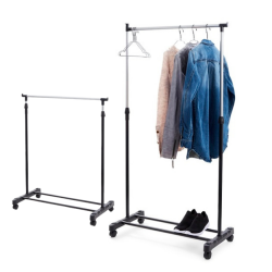 Drēbju pakaramais - ar ritenīšiem