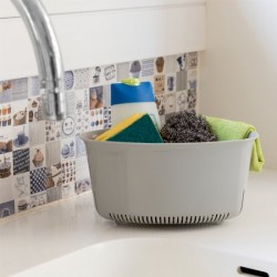 Plastmasas grozs izlietnei 18x18x11cm, dažādas krāsas Plastmasas grozs izlietnei 18x18x11cm, dažādas krāsas